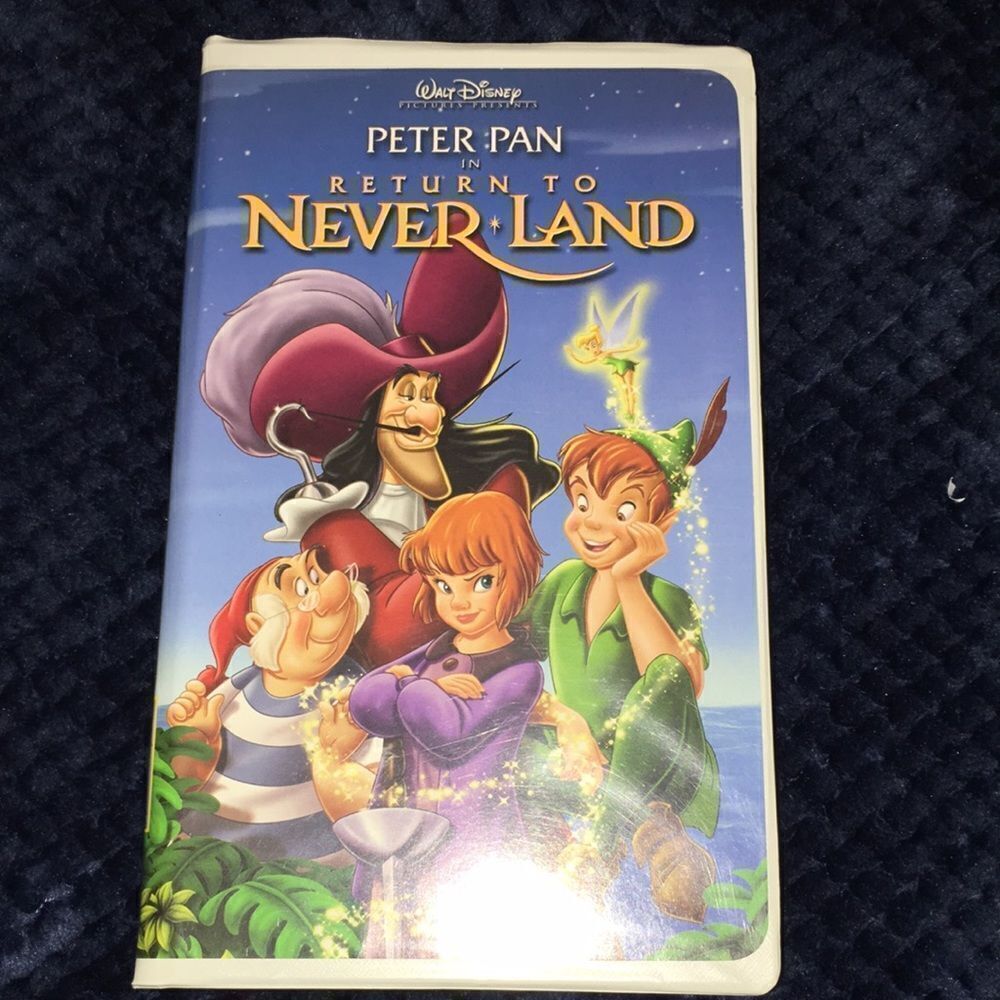 Walt Disney productions Peter Pan return to neverland vhs movie Vtg clamshell